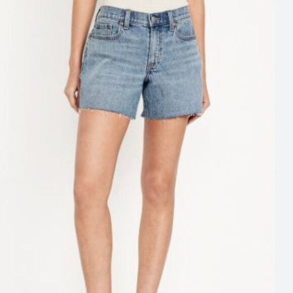 OLD NAVY 20 Mid Rise Boyfriend Blue Frayed Hem Denim Shorts 5" Inseam Stretch - Picture 1 of 8